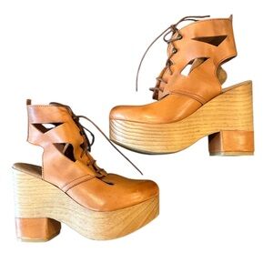 Free People Tan Leather Lace Up Platform Open Back Clog Ankle Boots Size 38